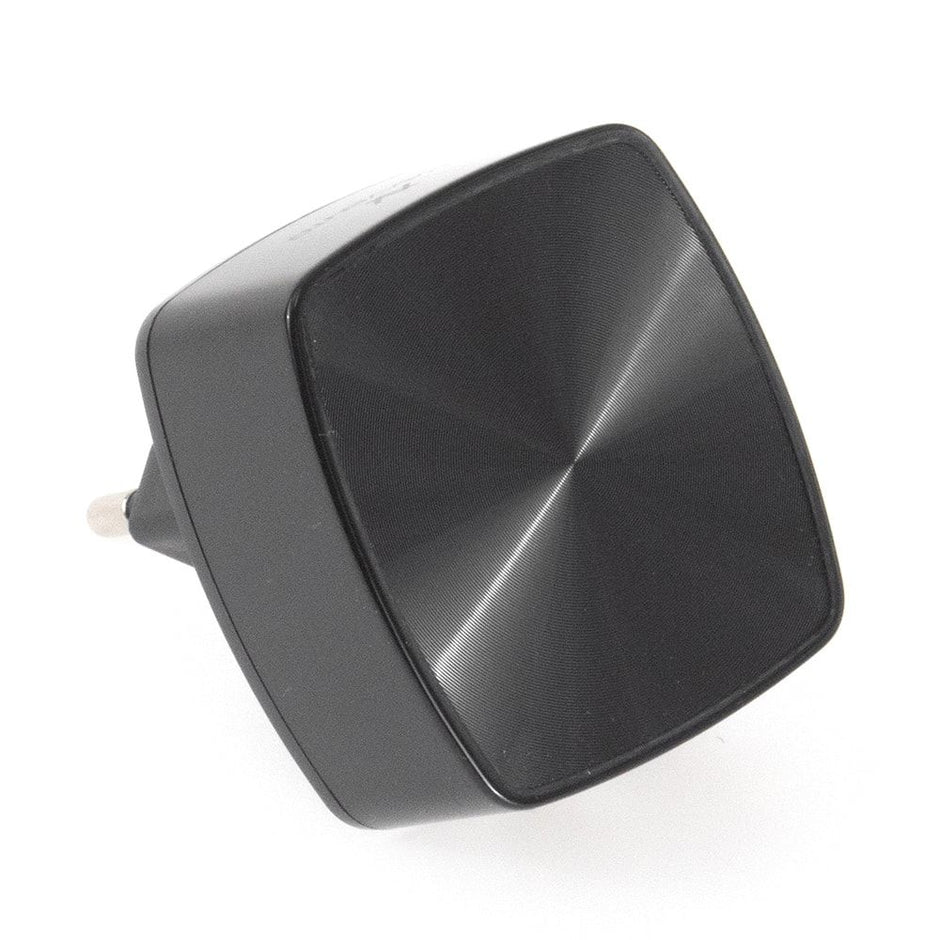 Lavvento wall charger dual USB 15W MP106
